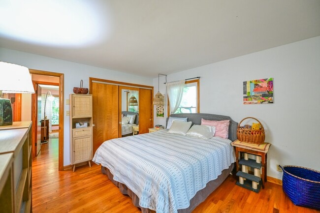 Building Photo - 50 Eden Pl