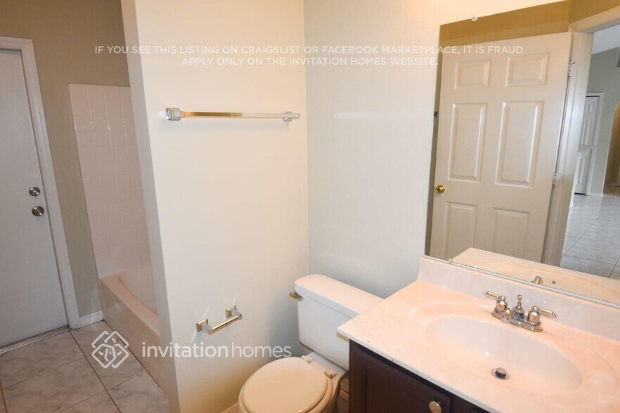 Building Photo - 2606 N Juliet Dr