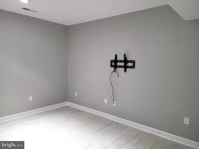 Building Photo - 42068 Basalt Dr