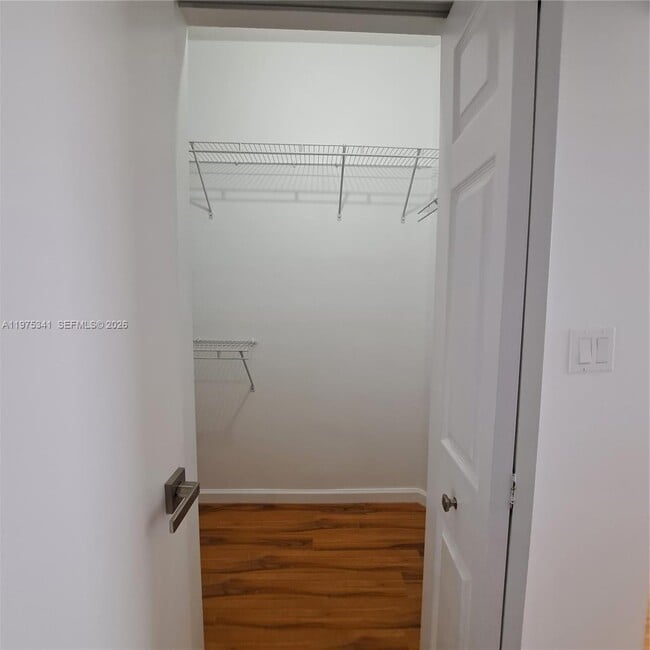 Building Photo - 642 SW 106th Ave