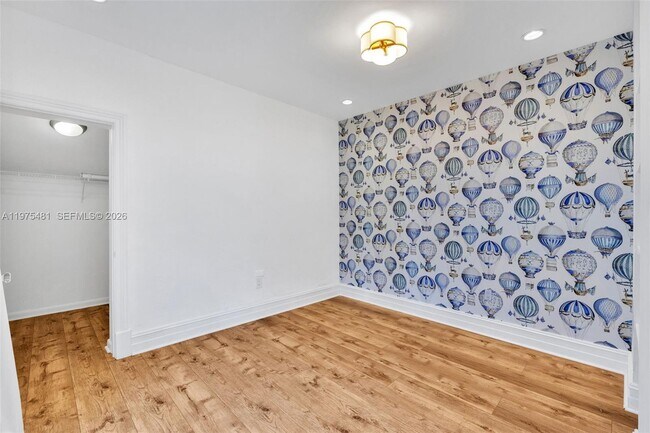 Building Photo - 113 NE 101st St