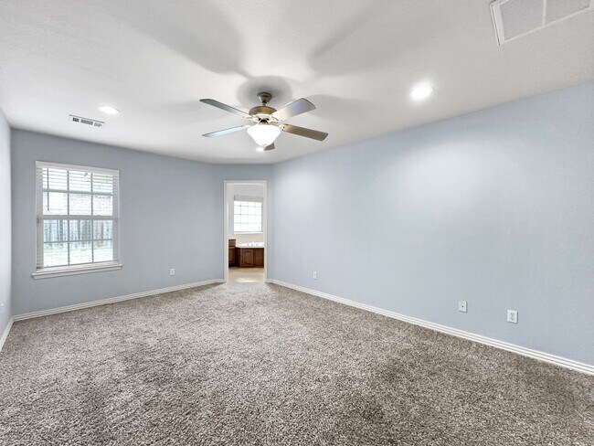 Building Photo - 2060 Kalei Ln