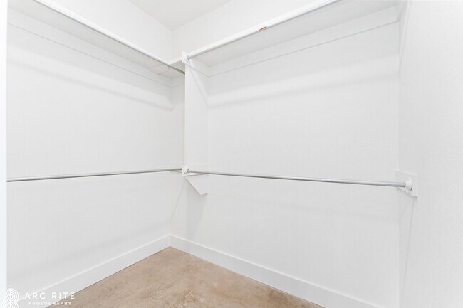 Building Photo - 4527 22nd Pl