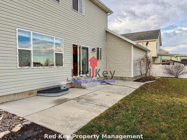 Building Photo - Apparicio Dr. Single Family Home