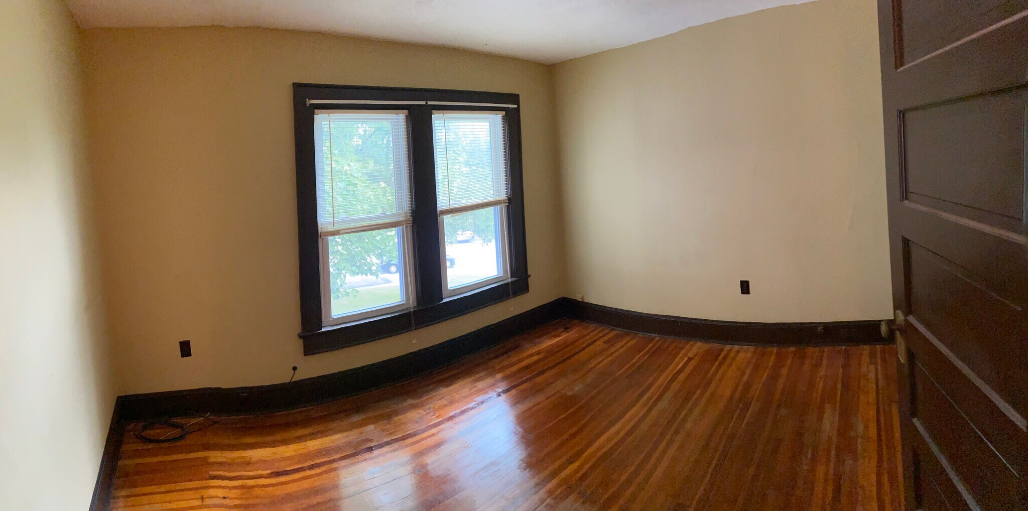 Building Photo - 904 W Lackawanna Ave