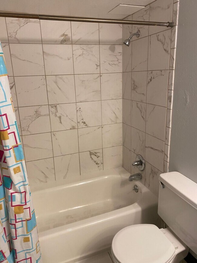 Building Photo - Newly Renovated Condo in Sable Landing   **Move-In Special**