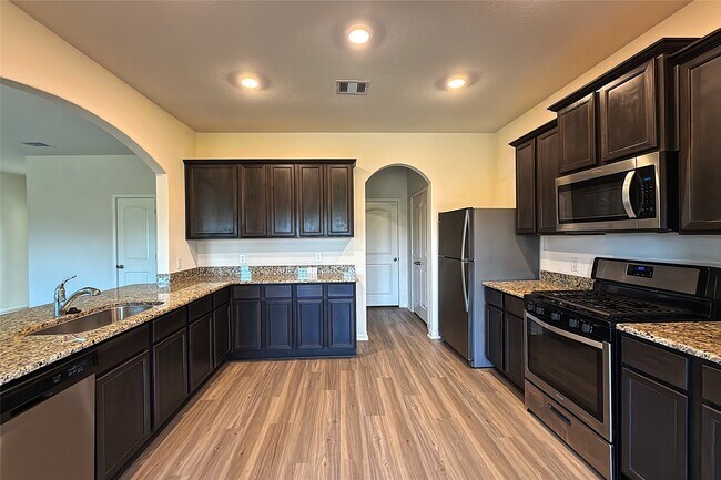 Building Photo - 20807 Sunshine Meadow Dr