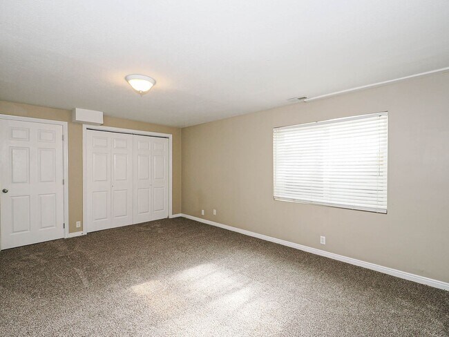 Building Photo - Beautiful House in West Jordan