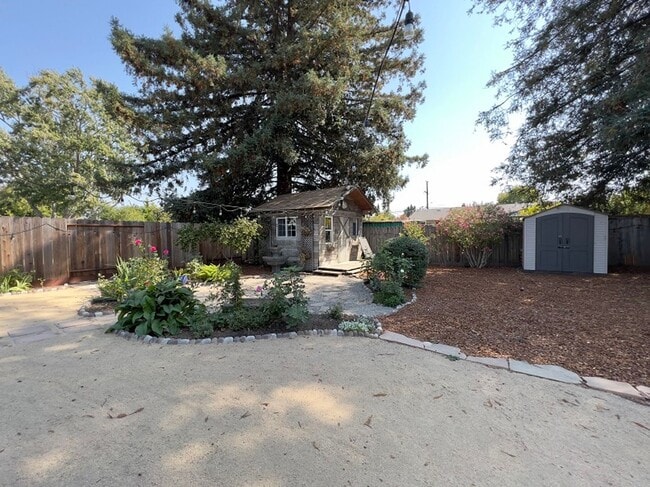 Building Photo - Beautifully Updated Four Bedroom Napa Home