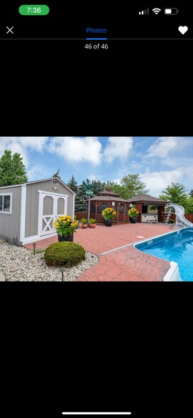 Building Photo - 250 Ferryville Dr