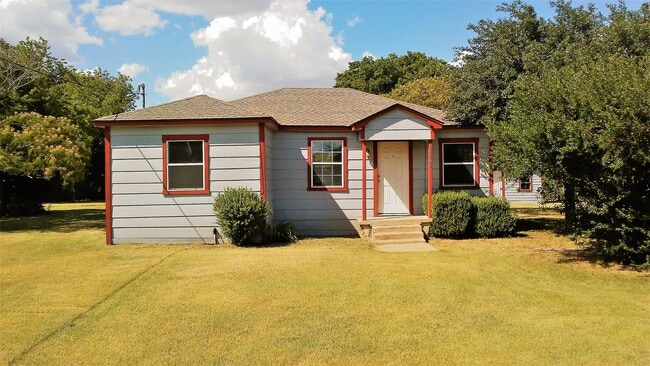 Building Photo - 15585 TX-36