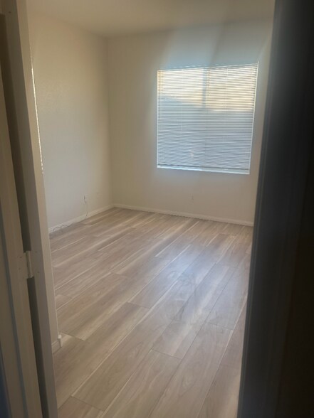 Building Photo - 6057 W Traviata Ave