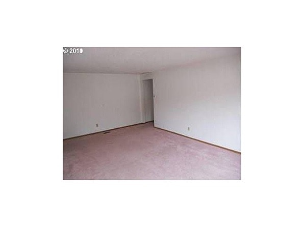 Building Photo - 12809 SE Stark St
