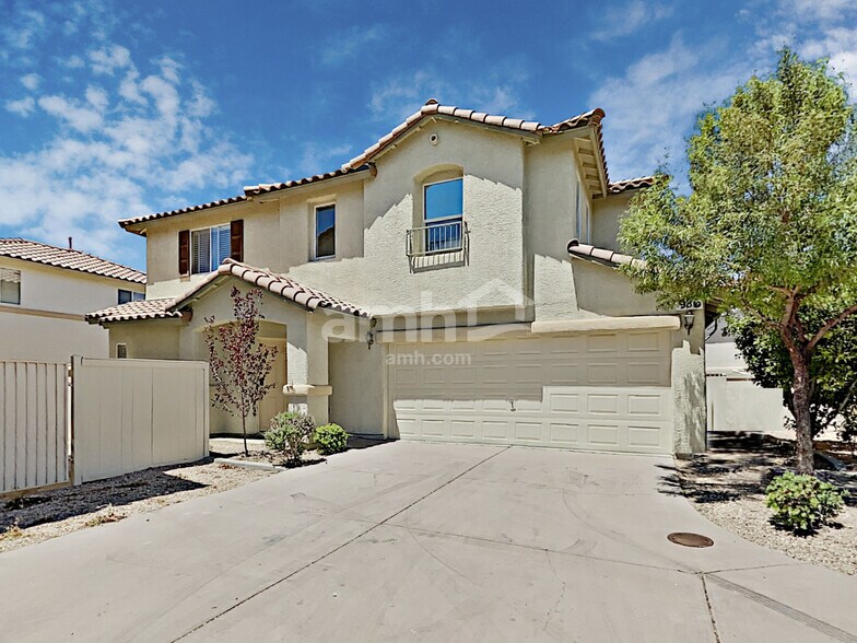 Primary Photo - 986 Cantabria Heights Ave