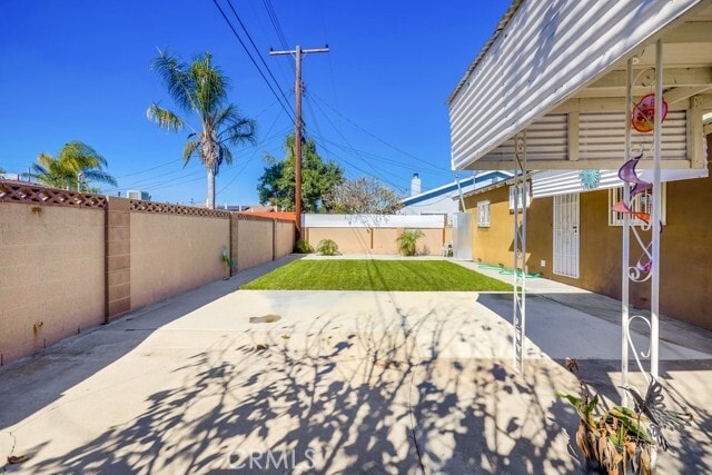 Building Photo - 10321 Courtright Rd