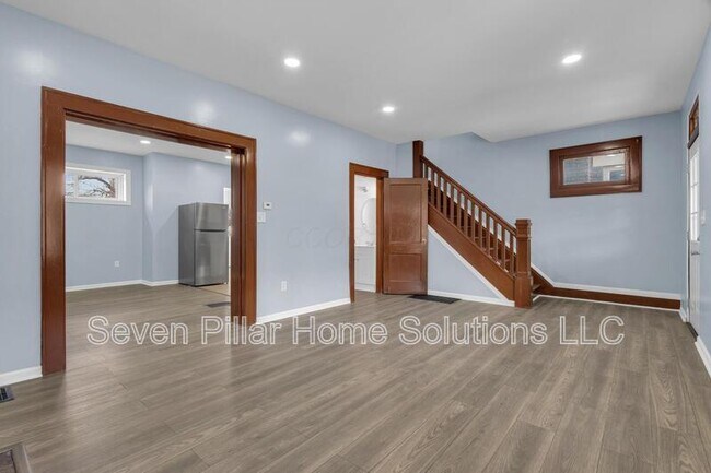 Building Photo - 1031 Linwood Ave