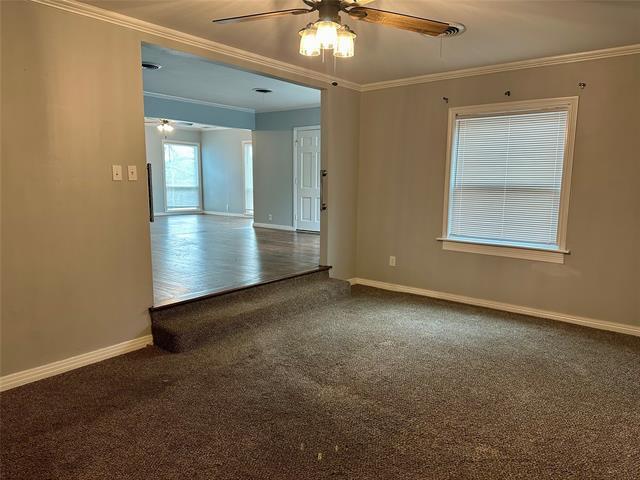 Building Photo - 211 Country Club Rd