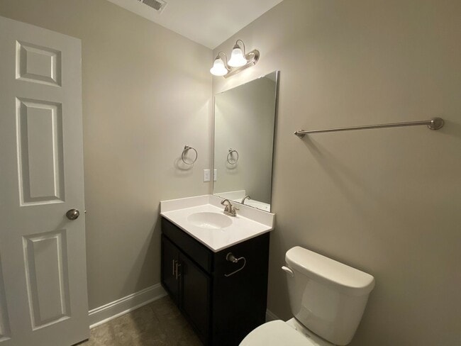 Building Photo - 505 Stone Crab Ln