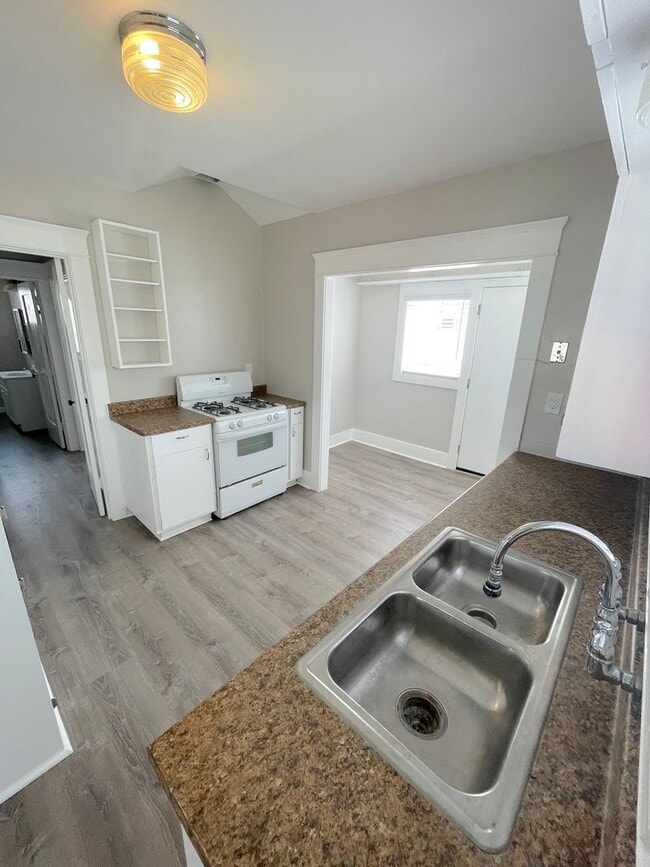 Building Photo - M/I Special - Newly Remodeled North Park Craftsman