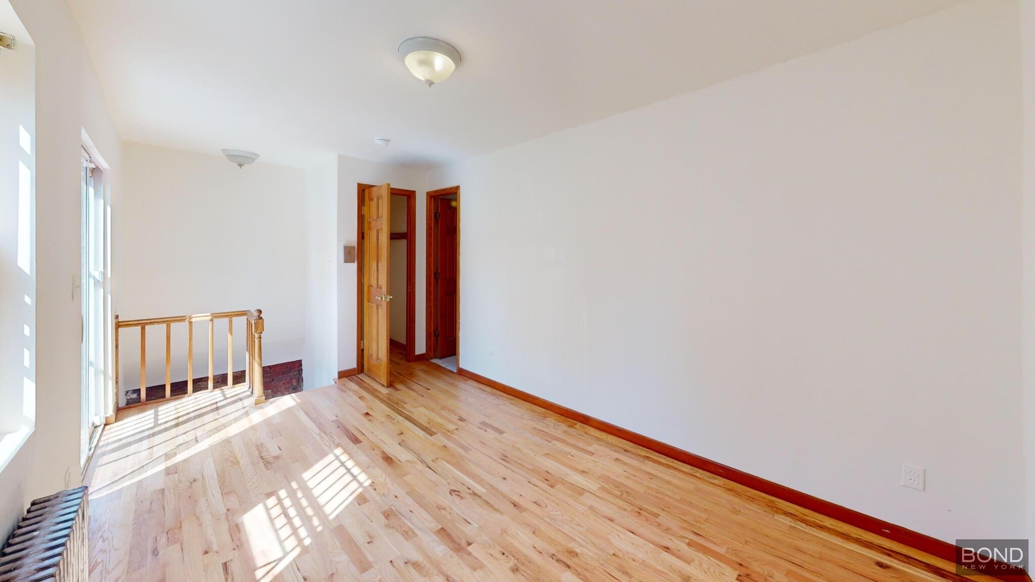 Building Photo - 317 W 107th St
