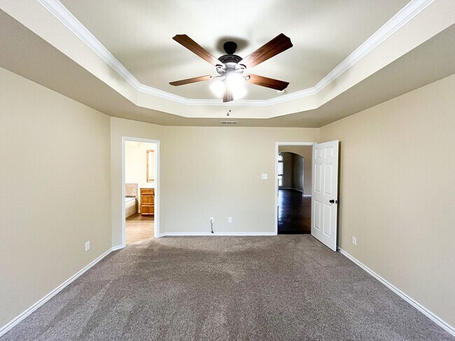 Building Photo - Available 7/16/2025 Beautiful 1 story, 4 b...