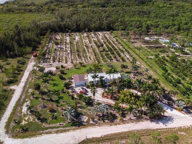 Building Photo - 5401 Gamebird Ln