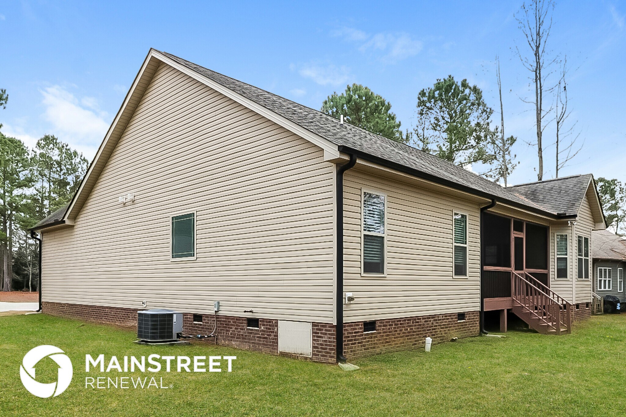 Building Photo - 39 Woodlot Dr