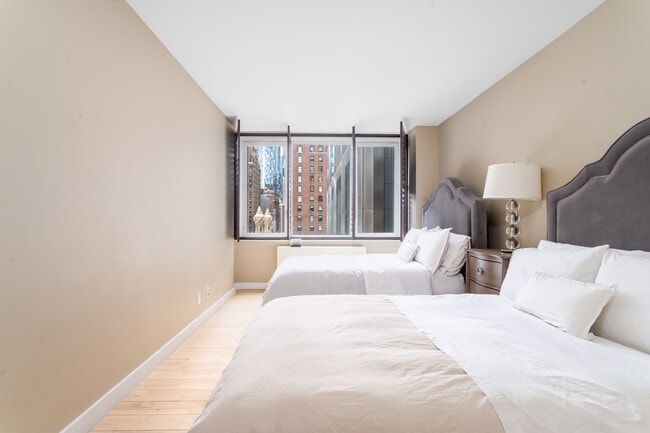 Building Photo - 322 W 57th St