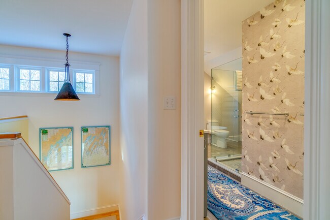 Building Photo - 14 Artist Point Rd