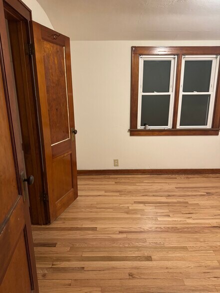 Building Photo - 1944 S 92nd St