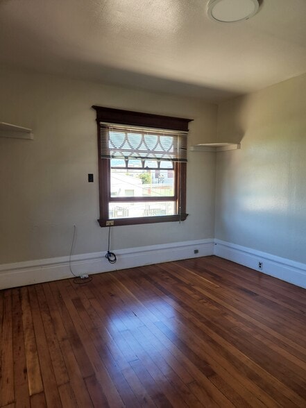 Building Photo - 1924 Channing Way