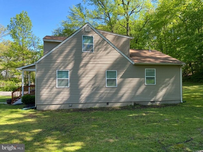 Building Photo - 6612 Pine Grove Dr