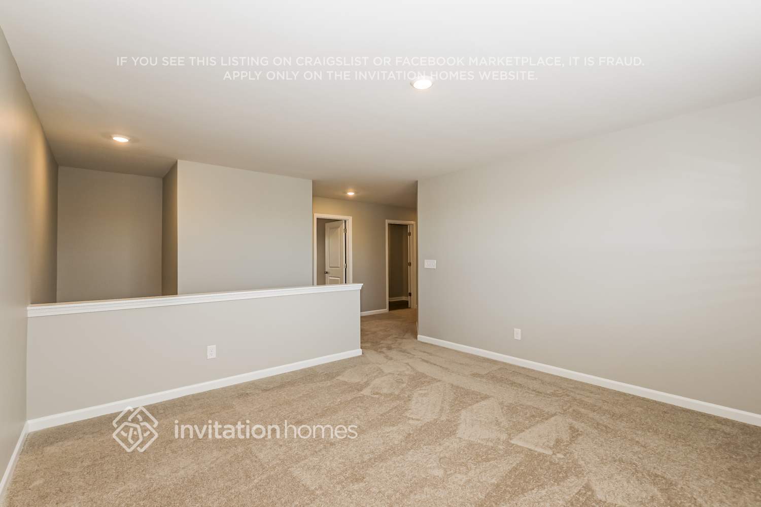 Building Photo - 532 Almere Dr