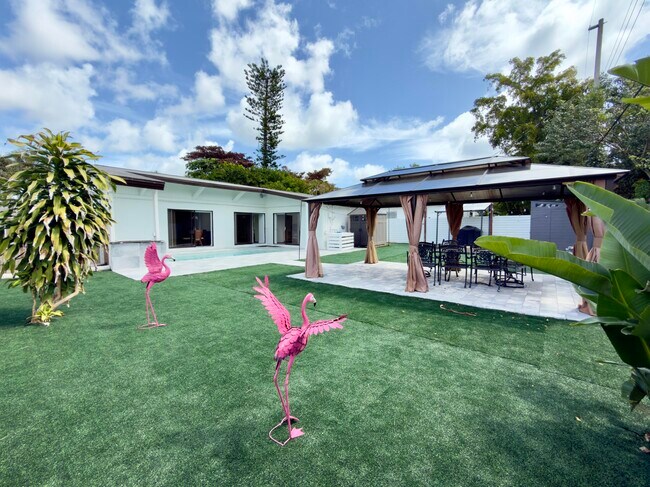 Building Photo - 210 Ocean Pkwy