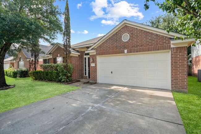 Building Photo - 20231 Avery Point Dr
