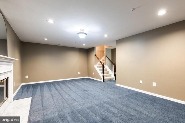 Building Photo - 10820 Sherwood Hill Rd