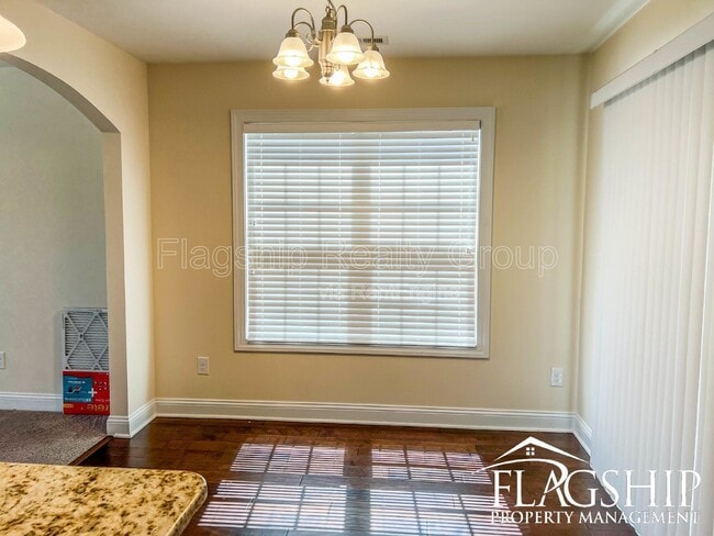 Building Photo - 118 Quail Hollow Dr