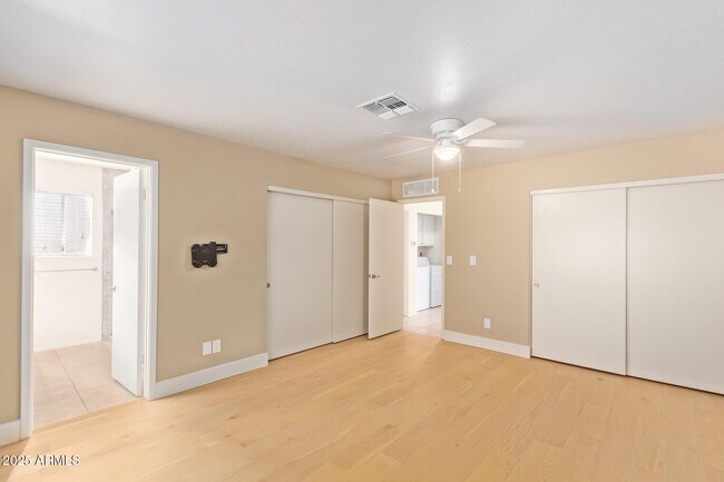 Building Photo - 15457 N 63rd St