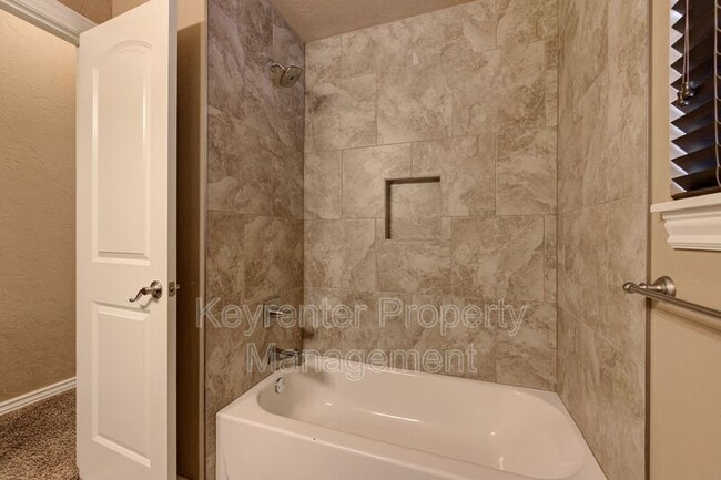 Building Photo - 204 SW 167th St