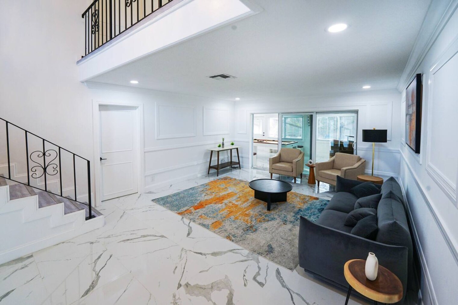 Building Photo - 651 NW 42nd Ave