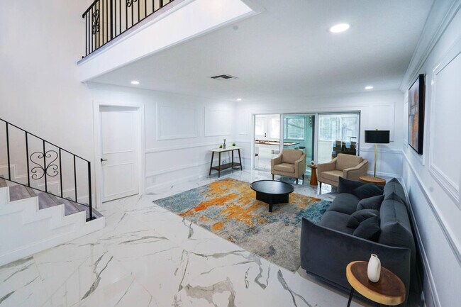 Building Photo - 651 NW 42nd Ave