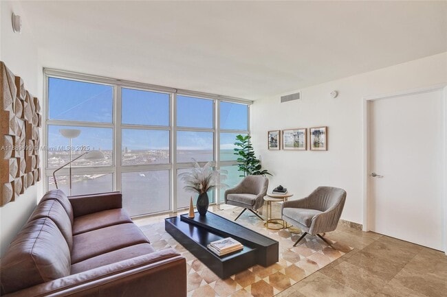 Building Photo - 50 Biscayne Blvd