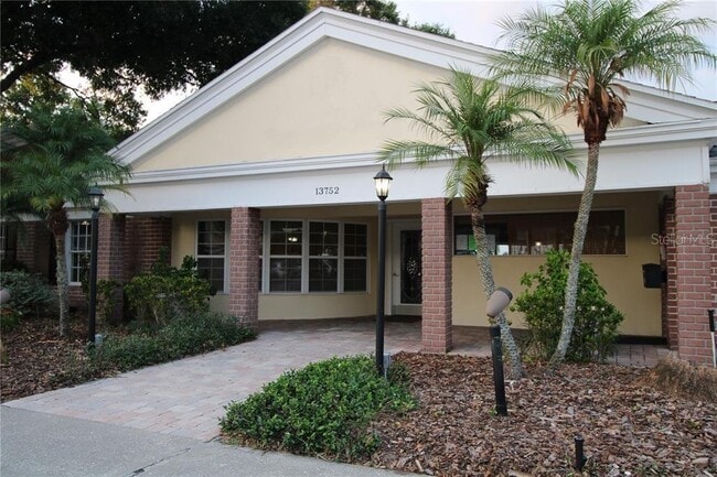 Building Photo - 13753 Orange Sunset Dr