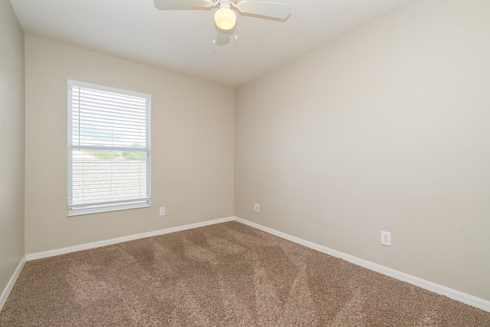 Building Photo - 8564 Deer Chase Dr
