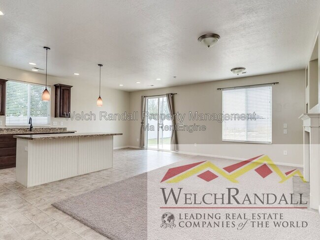 Building Photo - 897 Oxford Dr