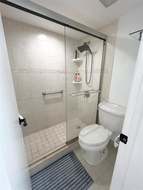 Building Photo - 8134 NW 17th Mnr