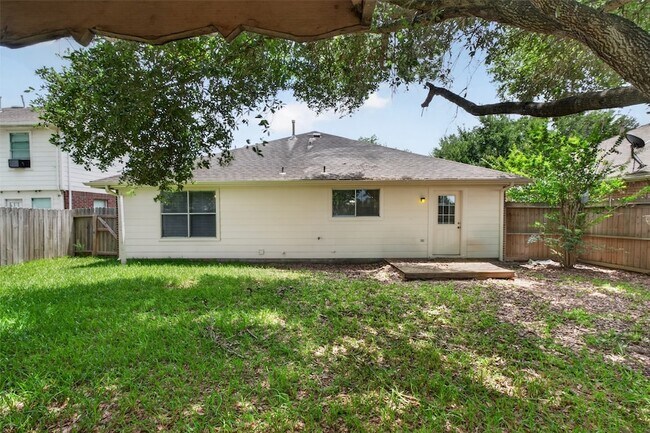 Building Photo - 1208 Cambay Dr
