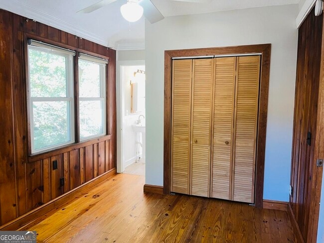 Building Photo - 4665 Orchid Dr