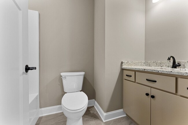 Building Photo - For Rent