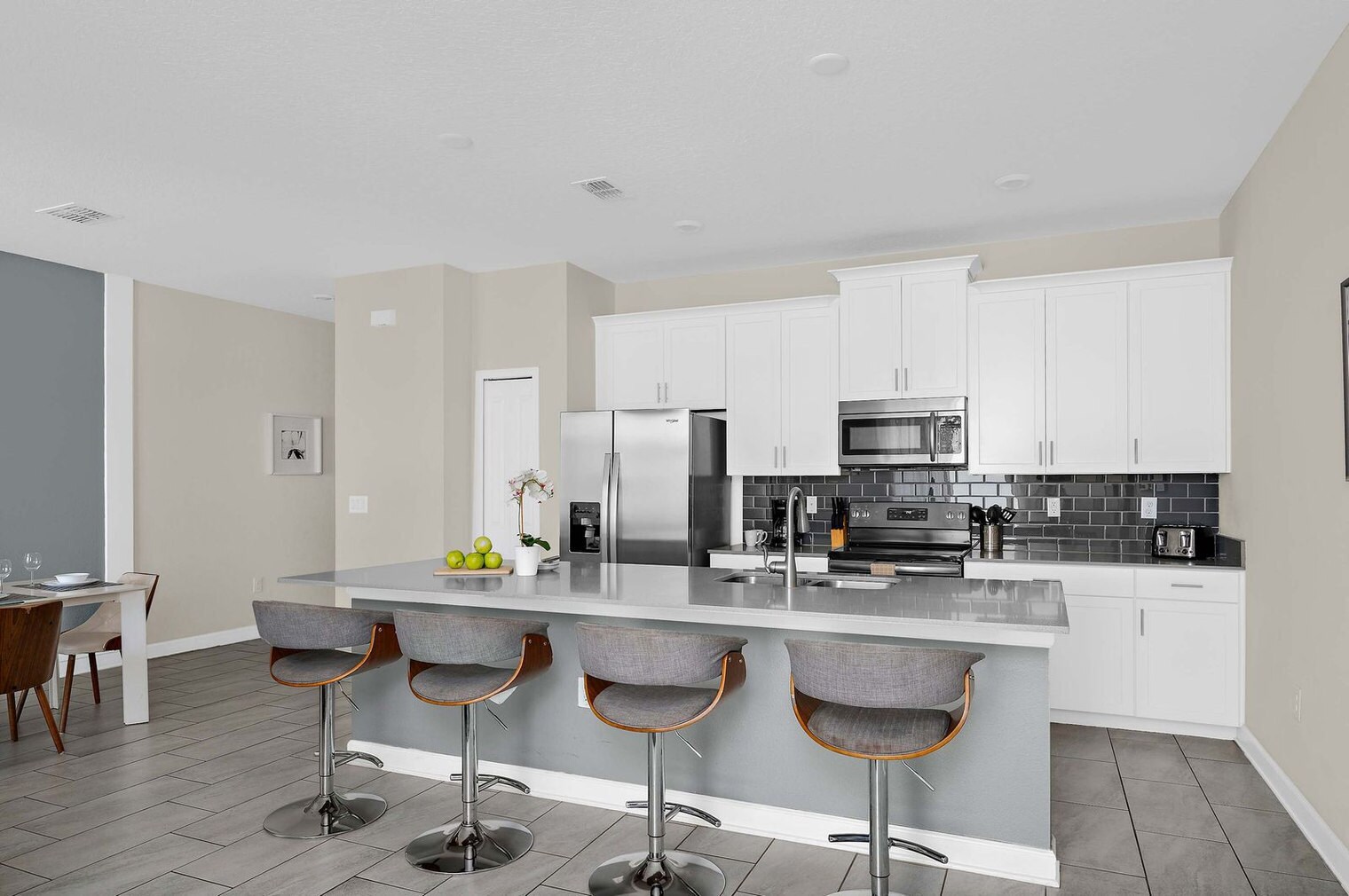 Building Photo - 8969 Stinger Dr